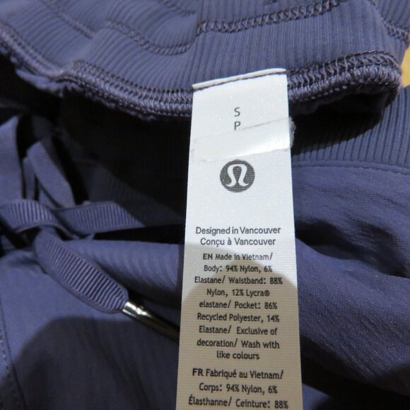 LULULEMON 2024 Dance Studio Relaxed-Fit Mid-Rise Cargo Pant Nightfall Size Small - Picture 14 of 15